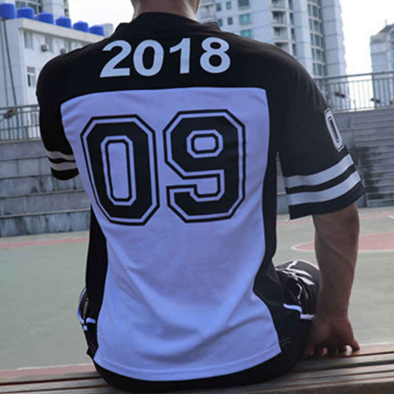 Oversized Mesh T-shirt for Men – Summer Basketball & Football Vibe in Comfortable Style.