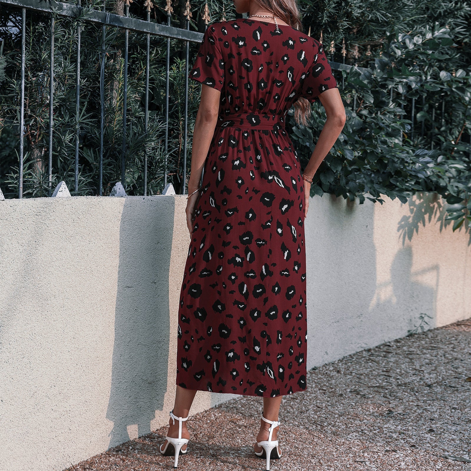 Women’s V-Neck Floral Maxi Dress – Elegant Boho Summer Beach & Party Outfit.
