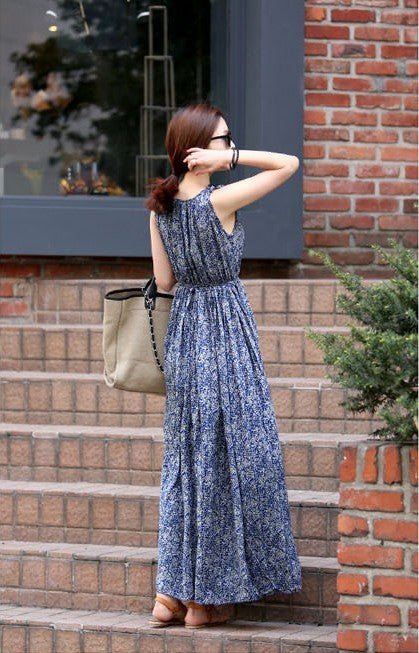 Sleeveless Floral Maxi Dress – Lightweight Boho Summer Beach Dress for Women.