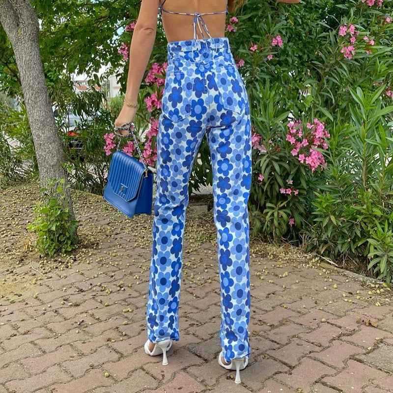High-Rise Floral Print Straight-Leg Jeans – Flattering, Chic & Everyday Comfort.