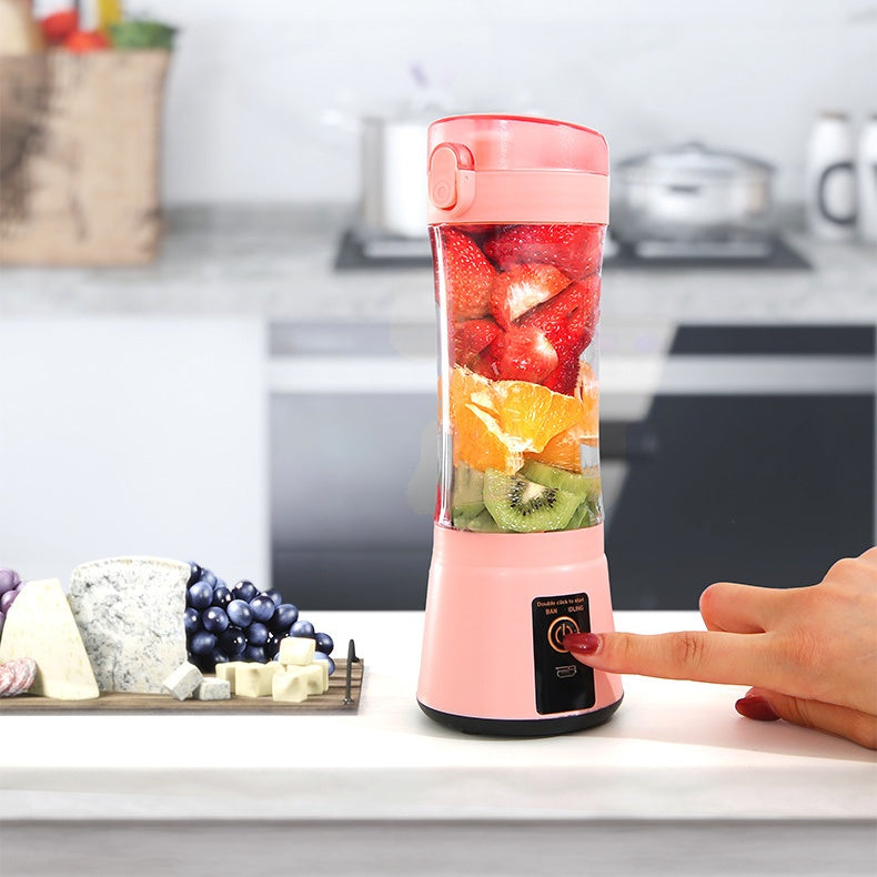 Portable Electric Fruit Juicer – USB Rechargeable Mini Smoothie Blender for Summer Drinks.