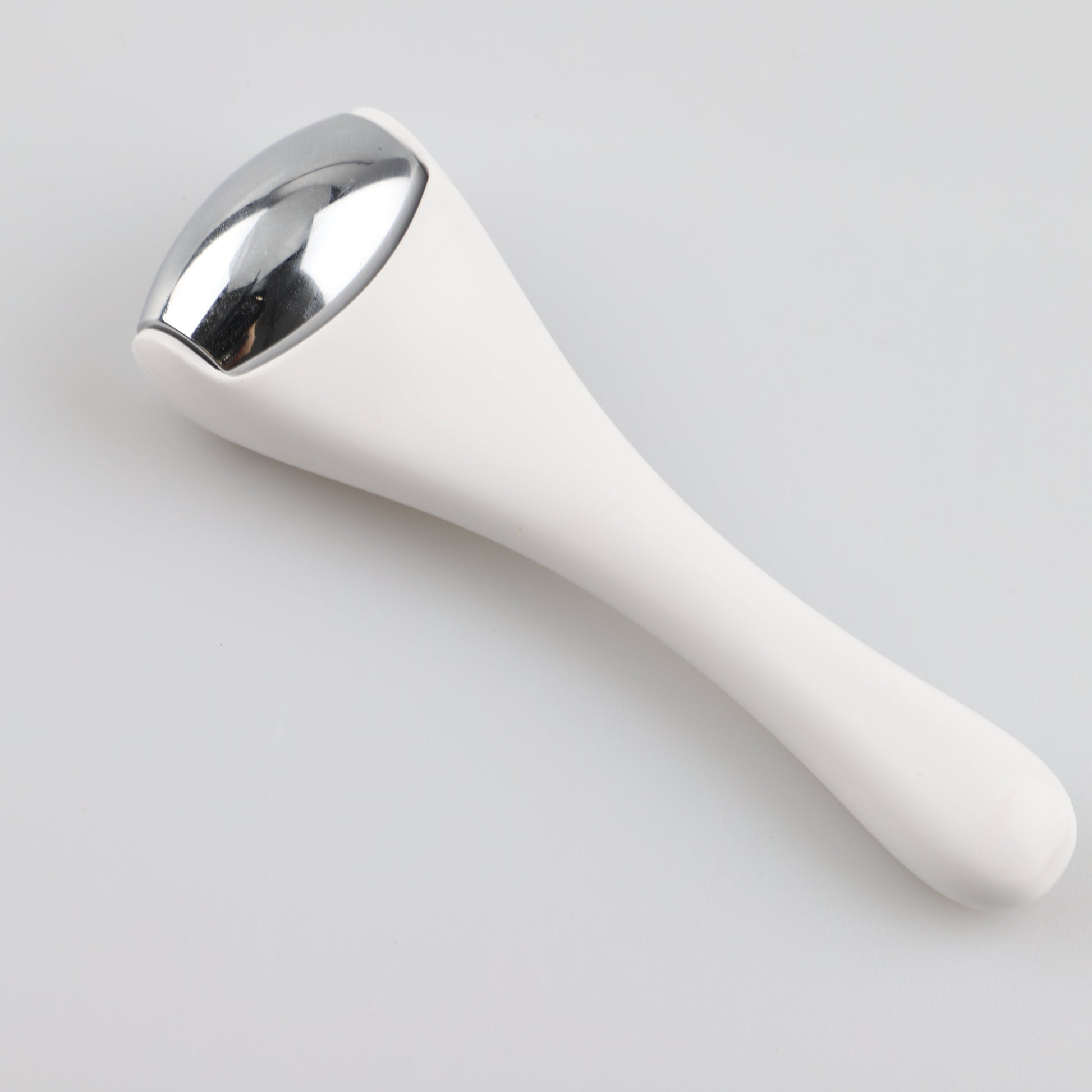 Eye & Face Ice Roller Massager – Cooling Skincare Tool DC-BeNat