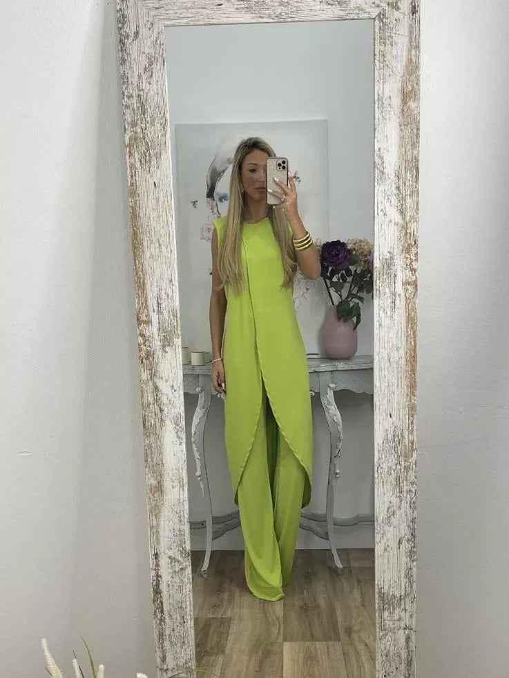 Women’s Summer Casual Sleeveless Loose Round Neck Two-Piece Set with Pants.