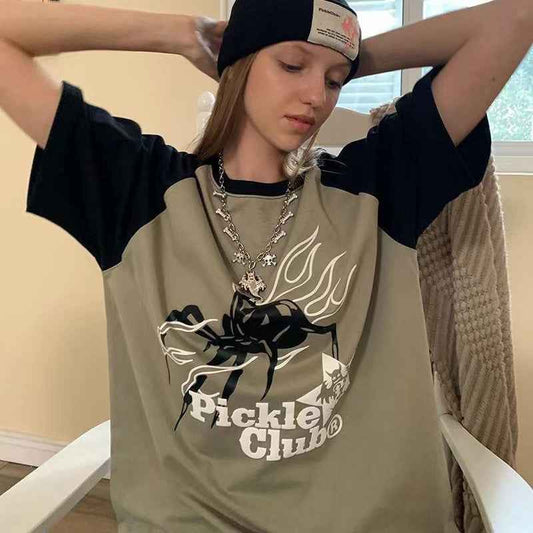 Harajuku Oversized Streetwear T-Shirt – Vintage Hip Hop Letter Print Tee for Women.
