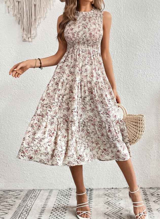Floral Print Layered Hem Maxi Dress – Boho Vacation Beach Outfit for Women.